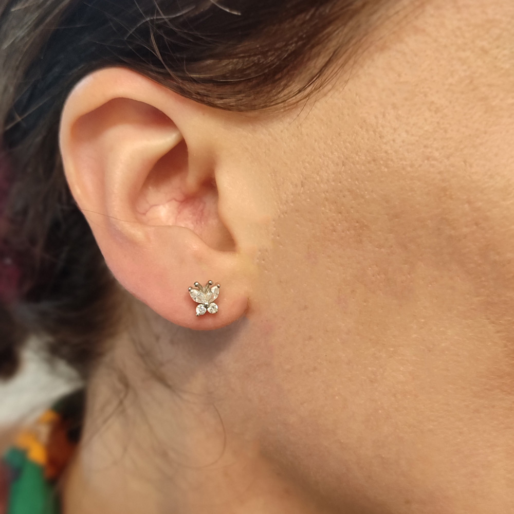 Silver Point ασημένια σκουλαρίκια 925 πεταλουδίτσα με λευκά ζιργκόν - ER72925